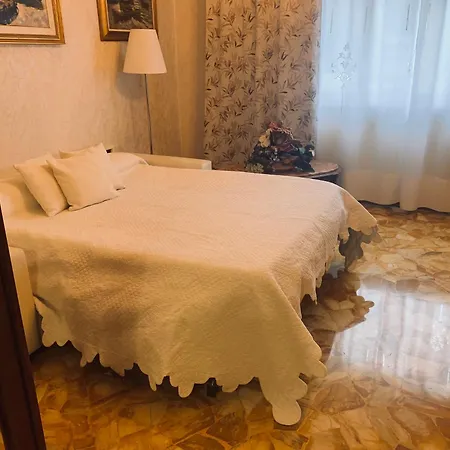 Апартаменты Maison Iva & Gio' Old Style Генуя